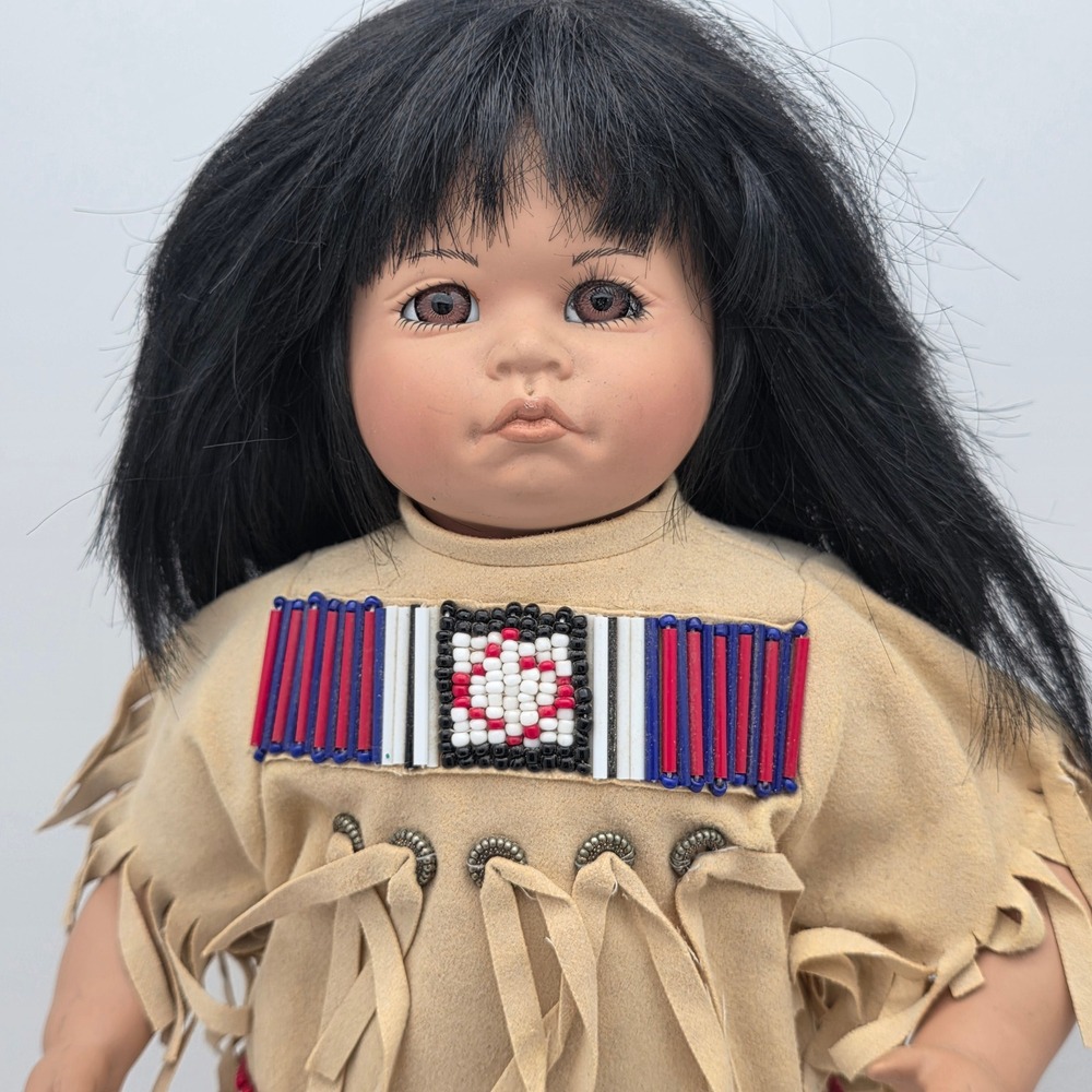 Vtg Hamilton‎ Collection Native American Doll Little Cloud 15" Tan Beaded Fringe - Picture 3 of 16